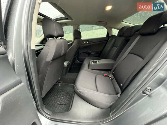 Серый Хонда Цивик, объемом двигателя 1.6 л и пробегом 30 тыс. км за 23300 $, фото 25 на Automoto.ua