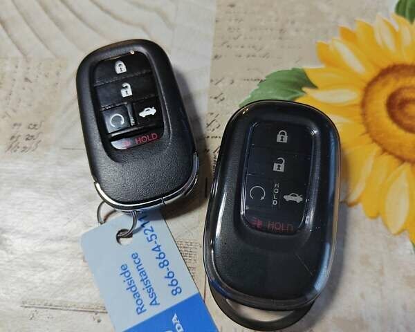Сірий Хонда Сівік, об'ємом двигуна 1.5 л та пробігом 12 тис. км за 18600 $, фото 27 на Automoto.ua