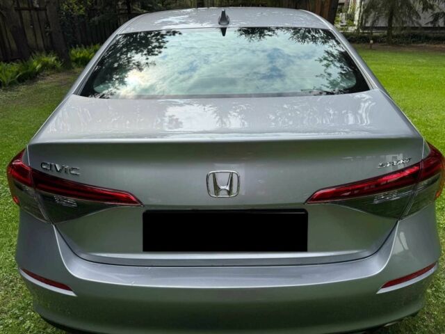 Серый Хонда Цивик, объемом двигателя 2 л и пробегом 33 тыс. км за 16000 $, фото 5 на Automoto.ua