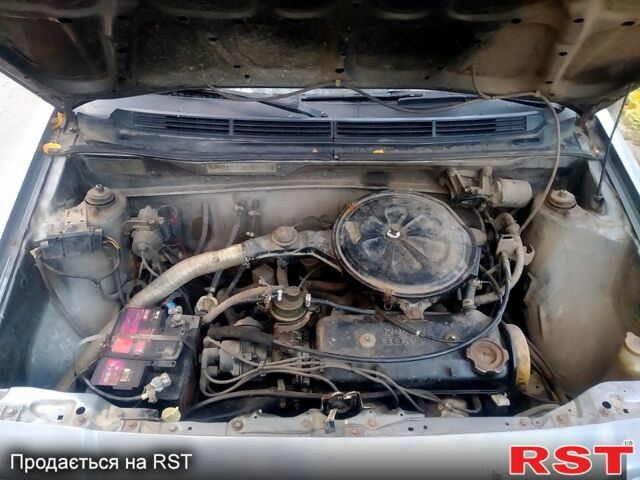 Серый Хонда Цивик, объемом двигателя 1.5 л и пробегом 389 тыс. км за 1100 $, фото 1 на Automoto.ua