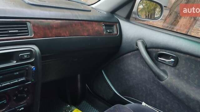 Сірий Хонда Сівік, об'ємом двигуна 2 л та пробігом 297 тис. км за 2500 $, фото 3 на Automoto.ua