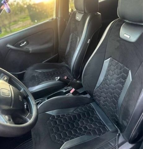 Серый Хонда Цивик, объемом двигателя 1.4 л и пробегом 250 тыс. км за 2000 $, фото 5 на Automoto.ua