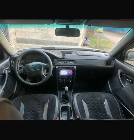 Серый Хонда Цивик, объемом двигателя 1.4 л и пробегом 250 тыс. км за 2000 $, фото 13 на Automoto.ua