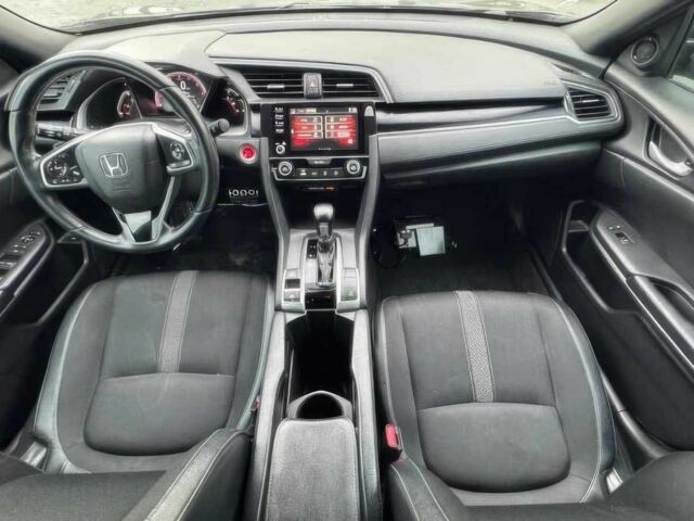 Серый Хонда Цивик, объемом двигателя 2 л и пробегом 35 тыс. км за 9200 $, фото 6 на Automoto.ua