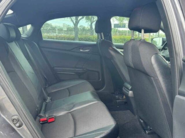 Серый Хонда Цивик, объемом двигателя 2 л и пробегом 35 тыс. км за 9200 $, фото 9 на Automoto.ua