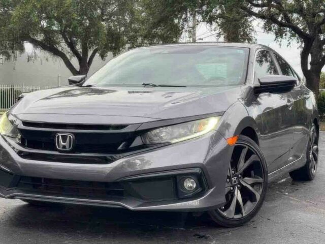 Серый Хонда Цивик, объемом двигателя 2 л и пробегом 35 тыс. км за 9200 $, фото 2 на Automoto.ua