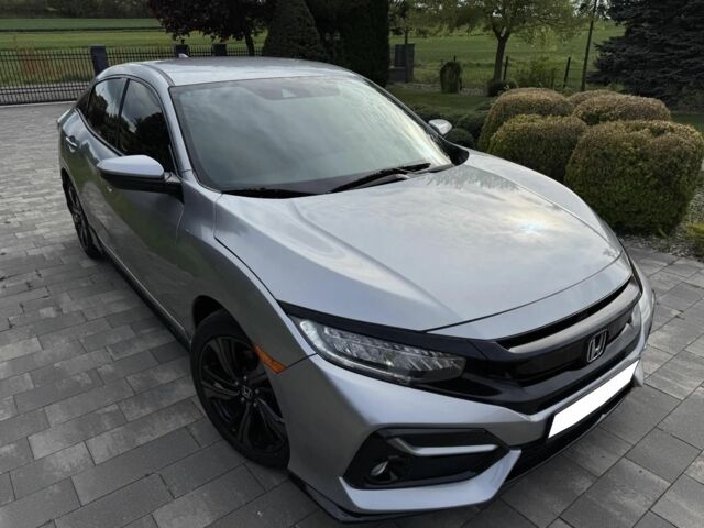 Серый Хонда Цивик, объемом двигателя 1.5 л и пробегом 40 тыс. км за 10800 $, фото 5 на Automoto.ua