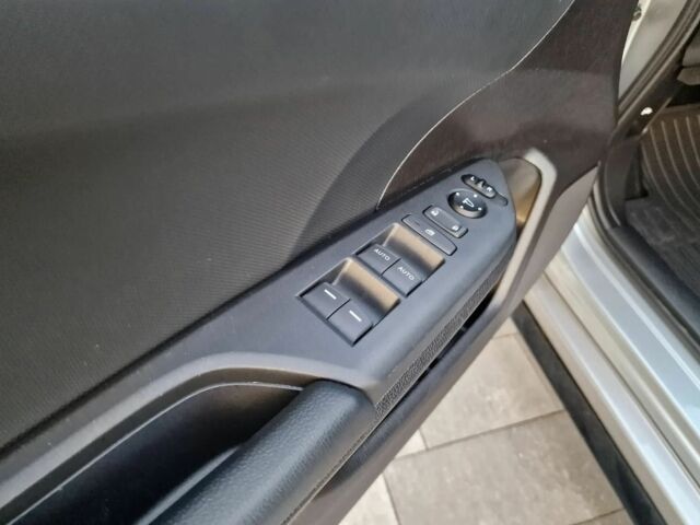 Серый Хонда Цивик, объемом двигателя 1.5 л и пробегом 40 тыс. км за 10800 $, фото 15 на Automoto.ua