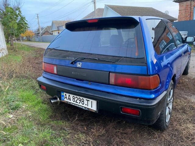Синий Хонда Цивик, объемом двигателя 1.4 л и пробегом 300 тыс. км за 2700 $, фото 5 на Automoto.ua