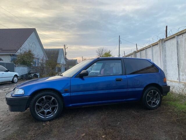 Синий Хонда Цивик, объемом двигателя 1.4 л и пробегом 300 тыс. км за 2700 $, фото 4 на Automoto.ua