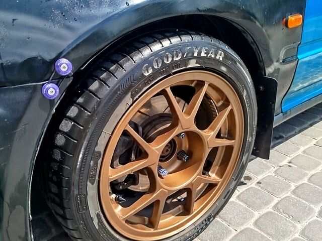 Синий Хонда Цивик, объемом двигателя 1.3 л и пробегом 0 тыс. км за 3200 $, фото 3 на Automoto.ua