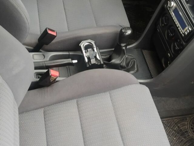 Синий Хонда Цивик, объемом двигателя 2 л и пробегом 330 тыс. км за 1400 $, фото 6 на Automoto.ua