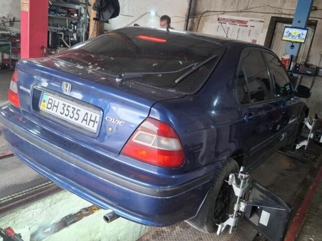 Синий Хонда Цивик, объемом двигателя 1.4 л и пробегом 183 тыс. км за 3300 $, фото 13 на Automoto.ua