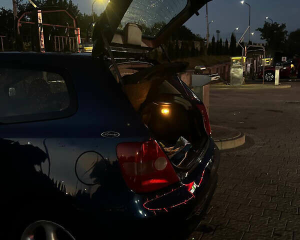 Синій Хонда Сівік, об'ємом двигуна 1.4 л та пробігом 282 тис. км за 2950 $, фото 22 на Automoto.ua