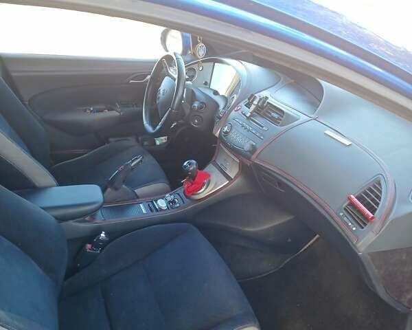 Синий Хонда Цивик, объемом двигателя 1.8 л и пробегом 233 тыс. км за 5900 $, фото 2 на Automoto.ua