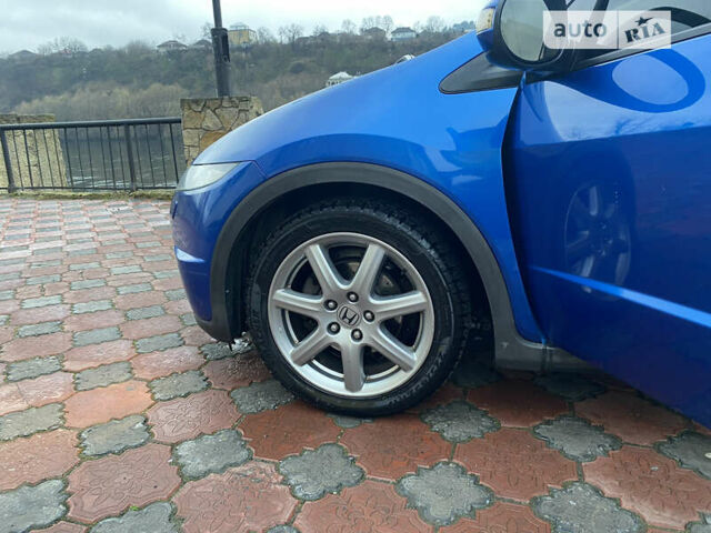 Синий Хонда Цивик, объемом двигателя 1.8 л и пробегом 306 тыс. км за 4800 $, фото 36 на Automoto.ua