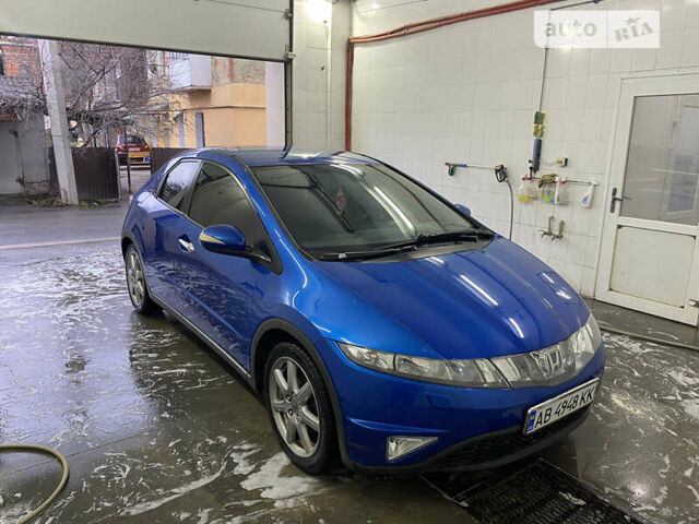 Синий Хонда Цивик, объемом двигателя 1.8 л и пробегом 306 тыс. км за 4800 $, фото 47 на Automoto.ua