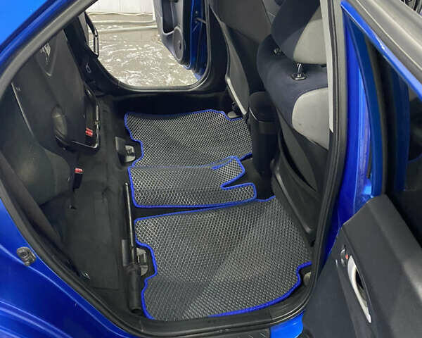 Синий Хонда Цивик, объемом двигателя 1.8 л и пробегом 306 тыс. км за 4800 $, фото 44 на Automoto.ua