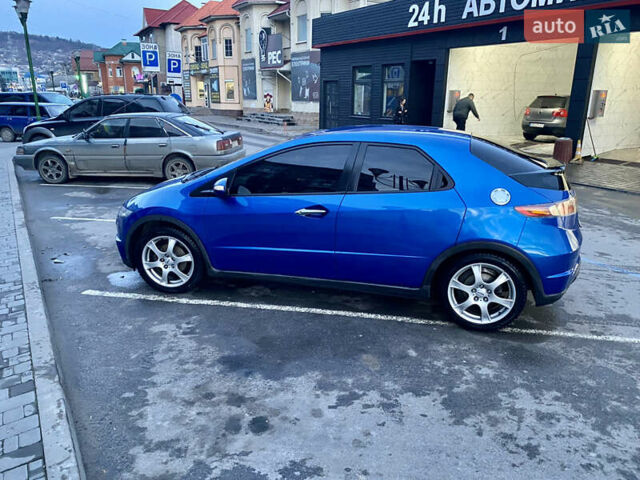 Синий Хонда Цивик, объемом двигателя 1.8 л и пробегом 306 тыс. км за 4800 $, фото 24 на Automoto.ua
