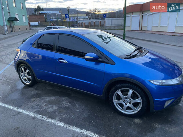 Синий Хонда Цивик, объемом двигателя 1.8 л и пробегом 306 тыс. км за 4800 $, фото 6 на Automoto.ua