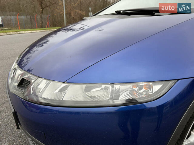 Синий Хонда Цивик, объемом двигателя 1.8 л и пробегом 194 тыс. км за 8300 $, фото 8 на Automoto.ua