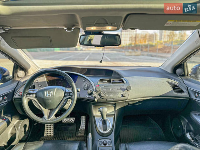 Синий Хонда Цивик, объемом двигателя 1.8 л и пробегом 141 тыс. км за 9500 $, фото 10 на Automoto.ua