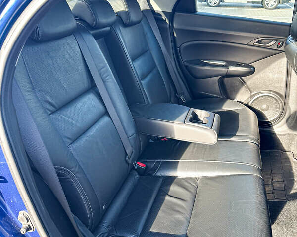 Синий Хонда Цивик, объемом двигателя 1.8 л и пробегом 141 тыс. км за 9500 $, фото 16 на Automoto.ua