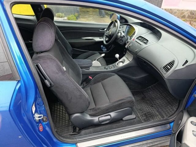 Синий Хонда Цивик, объемом двигателя 2 л и пробегом 300 тыс. км за 2679 $, фото 9 на Automoto.ua