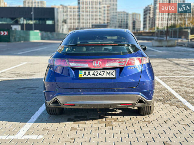Синий Хонда Цивик, объемом двигателя 1.8 л и пробегом 141 тыс. км за 9500 $, фото 6 на Automoto.ua