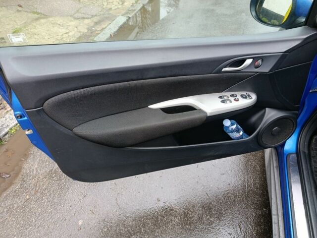 Синий Хонда Цивик, объемом двигателя 2 л и пробегом 300 тыс. км за 2679 $, фото 12 на Automoto.ua