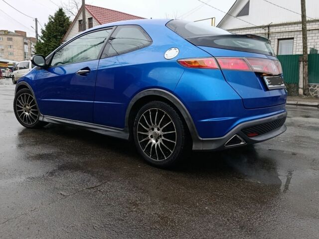 Синий Хонда Цивик, объемом двигателя 2 л и пробегом 300 тыс. км за 2679 $, фото 4 на Automoto.ua