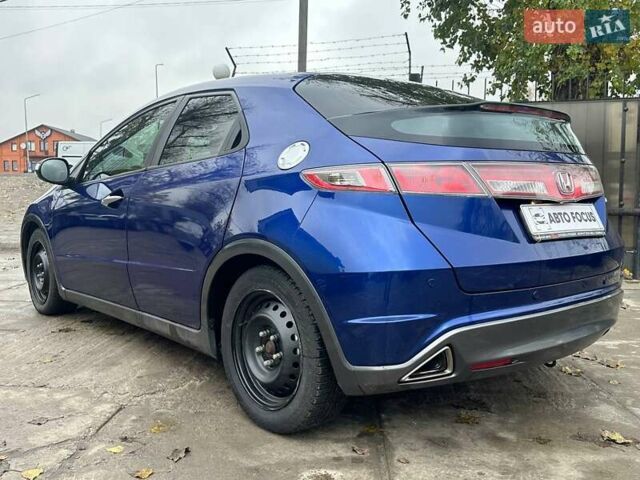 Синий Хонда Цивик, объемом двигателя 1.8 л и пробегом 193 тыс. км за 7490 $, фото 6 на Automoto.ua