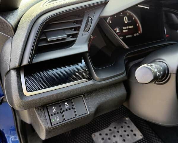 Синий Хонда Цивик, объемом двигателя 1.5 л и пробегом 94 тыс. км за 18000 $, фото 18 на Automoto.ua