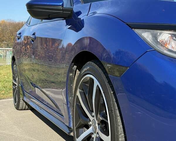 Синий Хонда Цивик, объемом двигателя 1.5 л и пробегом 94 тыс. км за 18000 $, фото 7 на Automoto.ua