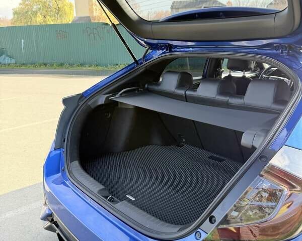 Синий Хонда Цивик, объемом двигателя 1.5 л и пробегом 94 тыс. км за 18000 $, фото 11 на Automoto.ua