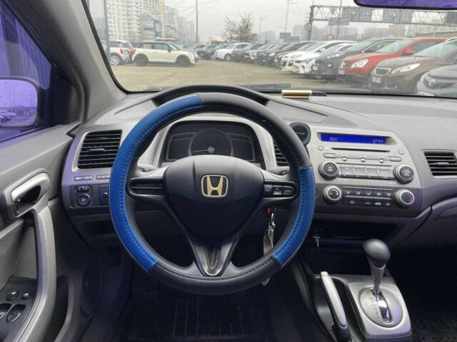 Синий Хонда Цивик, объемом двигателя 1.8 л и пробегом 283 тыс. км за 5290 $, фото 11 на Automoto.ua