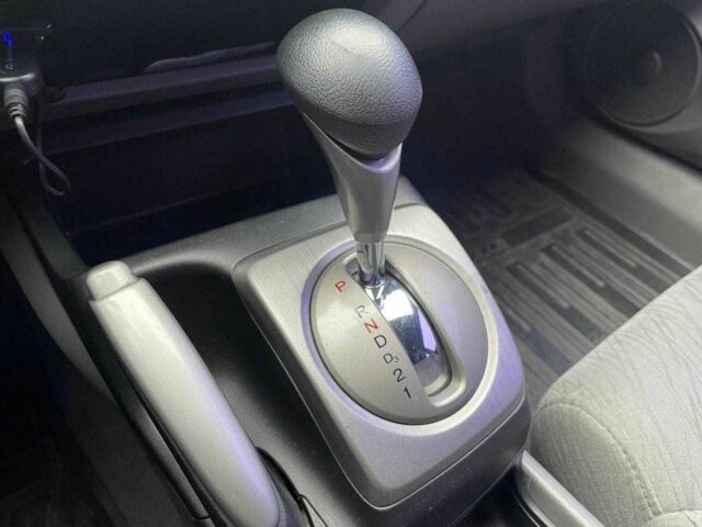 Синий Хонда Цивик, объемом двигателя 1.8 л и пробегом 283 тыс. км за 5290 $, фото 23 на Automoto.ua