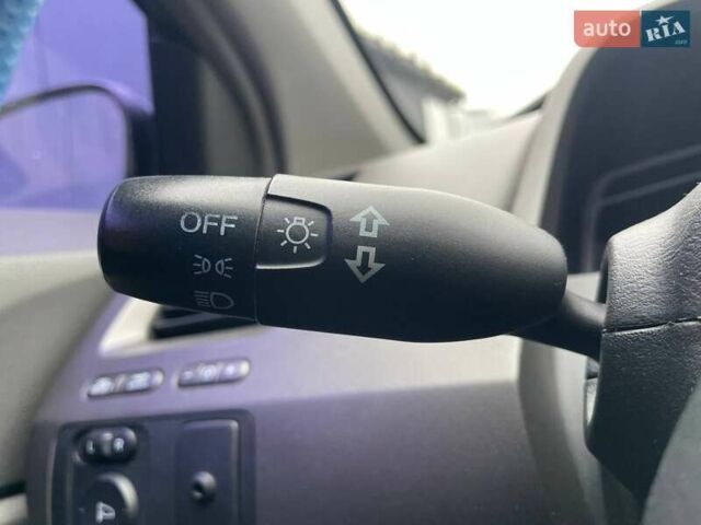 Синий Хонда Цивик, объемом двигателя 1.8 л и пробегом 284 тыс. км за 5290 $, фото 16 на Automoto.ua