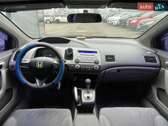 Синий Хонда Цивик, объемом двигателя 1.8 л и пробегом 284 тыс. км за 5290 $, фото 10 на Automoto.ua