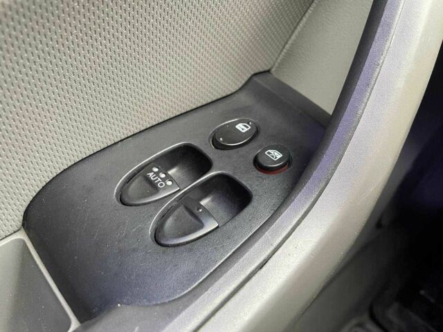 Синий Хонда Цивик, объемом двигателя 1.8 л и пробегом 283 тыс. км за 5290 $, фото 13 на Automoto.ua