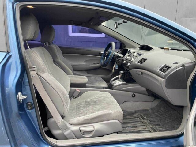 Синий Хонда Цивик, объемом двигателя 1.8 л и пробегом 283 тыс. км за 5290 $, фото 9 на Automoto.ua