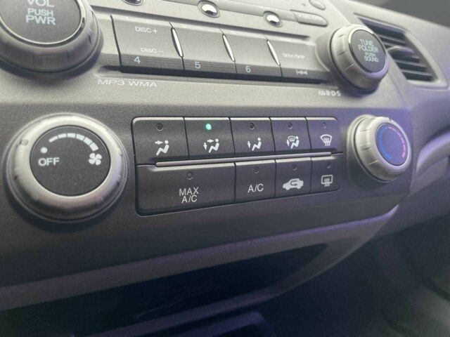 Синий Хонда Цивик, объемом двигателя 1.8 л и пробегом 283 тыс. км за 5290 $, фото 22 на Automoto.ua