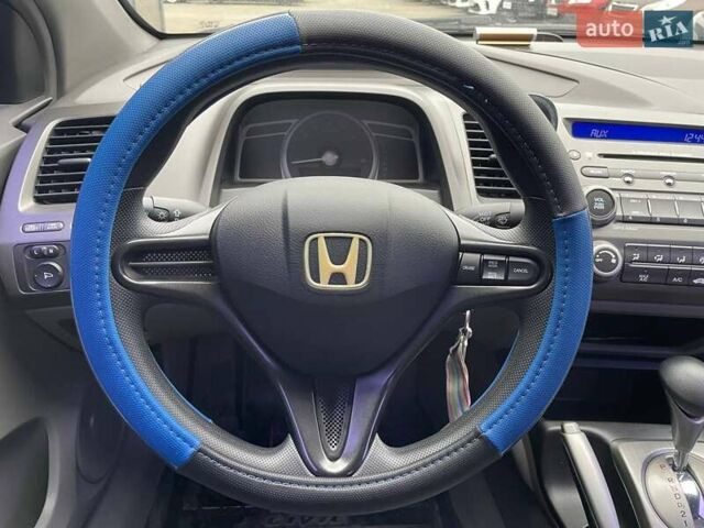 Синий Хонда Цивик, объемом двигателя 1.8 л и пробегом 284 тыс. км за 5290 $, фото 12 на Automoto.ua