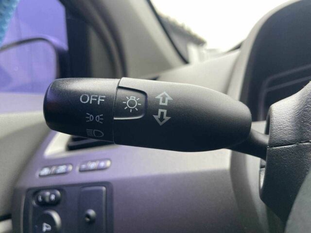 Синий Хонда Цивик, объемом двигателя 1.8 л и пробегом 283 тыс. км за 5290 $, фото 16 на Automoto.ua