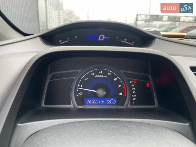 Синий Хонда Цивик, объемом двигателя 1.8 л и пробегом 284 тыс. км за 5290 $, фото 17 на Automoto.ua