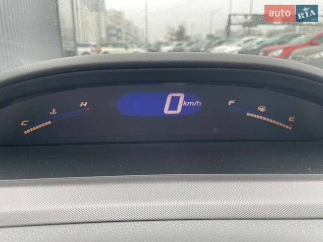 Синий Хонда Цивик, объемом двигателя 1.8 л и пробегом 284 тыс. км за 5290 $, фото 18 на Automoto.ua