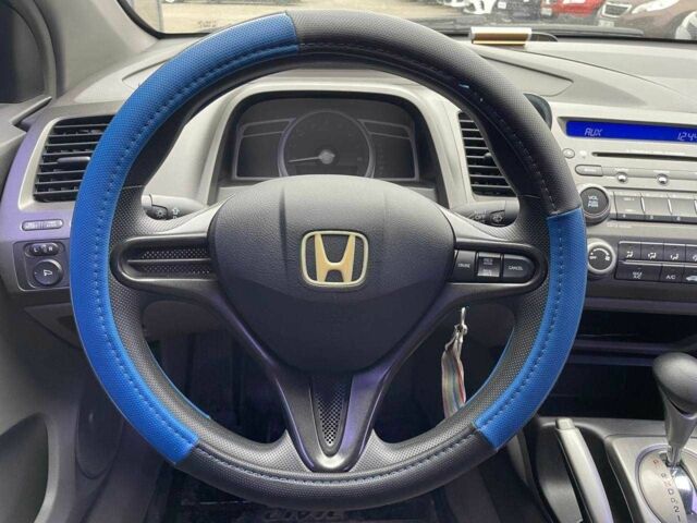 Синий Хонда Цивик, объемом двигателя 1.8 л и пробегом 283 тыс. км за 5290 $, фото 12 на Automoto.ua