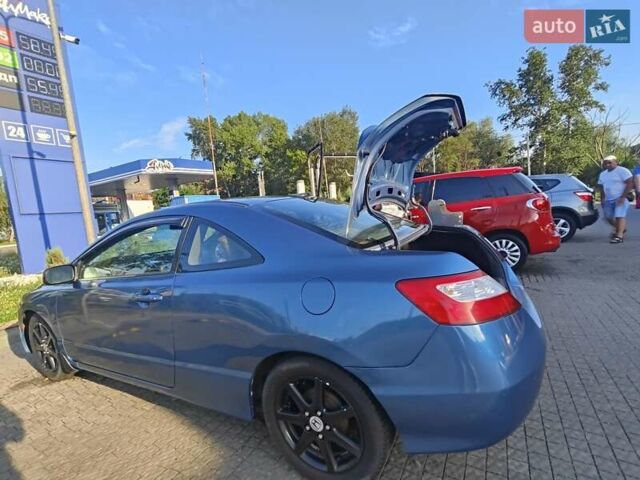 Синій Хонда Сівік, об'ємом двигуна 1.8 л та пробігом 60 тис. км за 6000 $, фото 7 на Automoto.ua