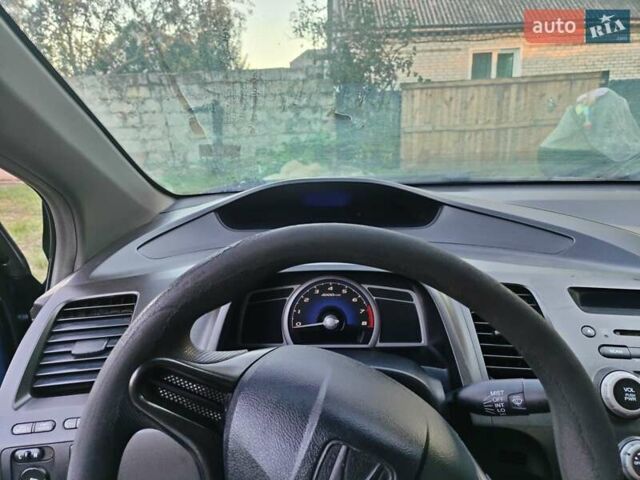 Синій Хонда Сівік, об'ємом двигуна 1.8 л та пробігом 60 тис. км за 6000 $, фото 1 на Automoto.ua