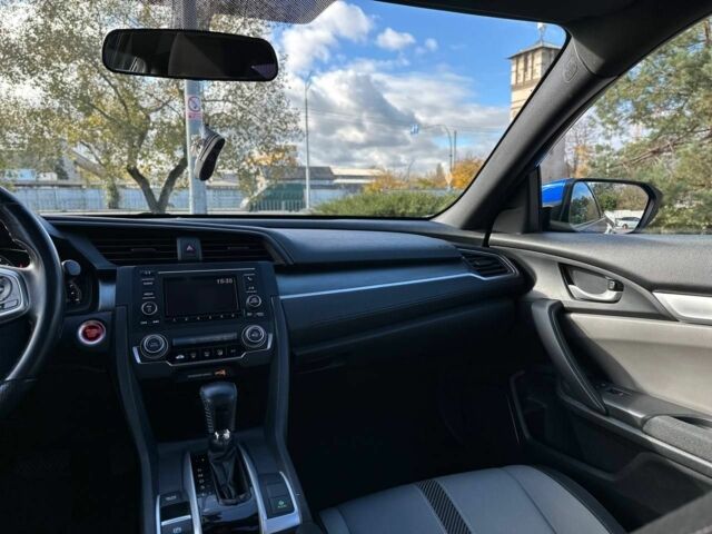 Хонда Цивик 2016 в Киеве на Automoto.ua Синий Хонда Цивик, объемом двигателя 2 л и пробегом 129 тыс. км за 12800 $, фото 17 на Automoto.ua